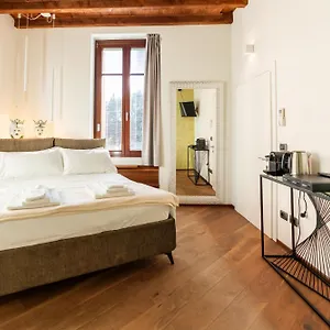 Bed and breakfast La Finestra Sul Ponte By Postcardsfrom