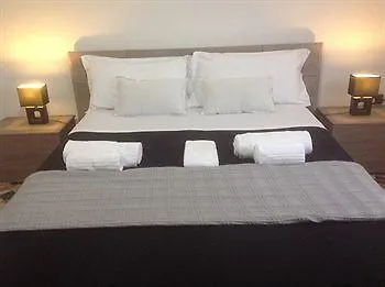 B&B Victoria S Bridge Verona 3*,  Italy