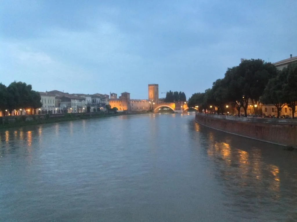 B&B Victoria S Bridge Verona