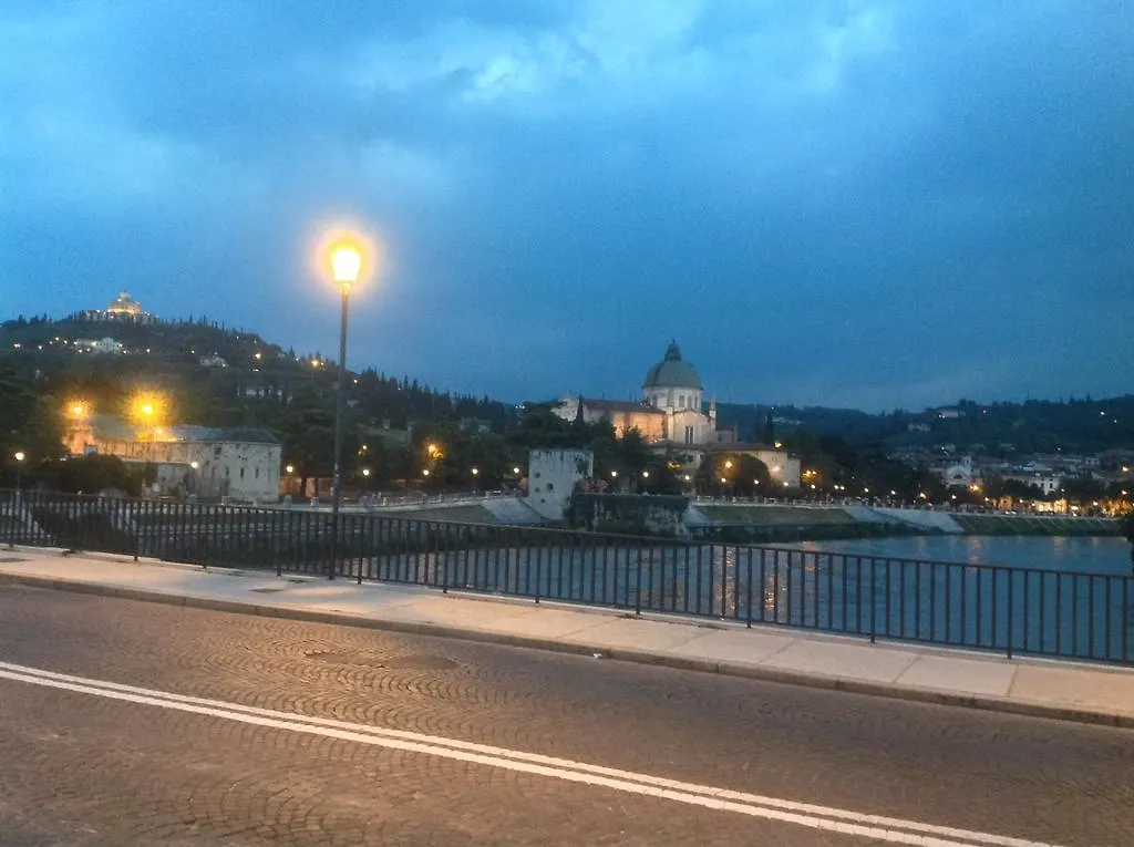 Bed & Breakfast B&B Victoria S Bridge Verona